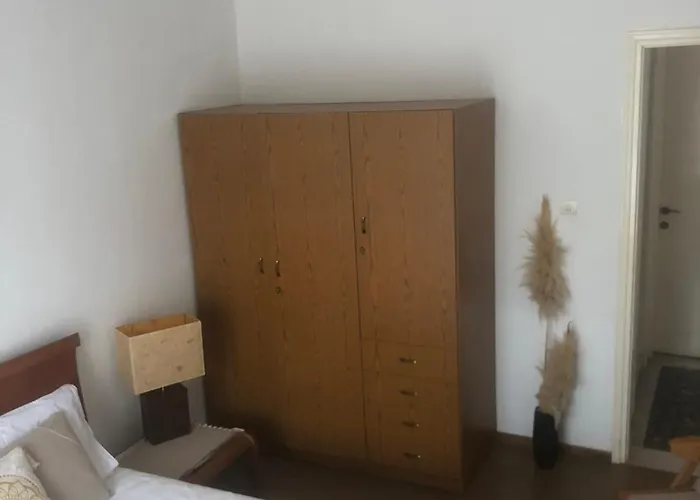 Lägenhet Petalo 5 *